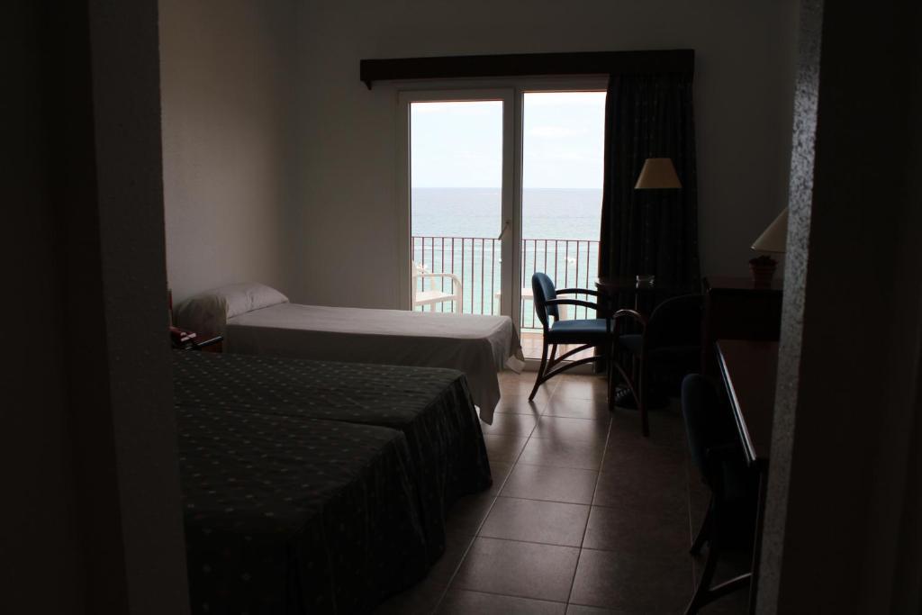 Hotel Rosa Dels Vents サン・アントニオ・デ・カランジャ 部屋 写真