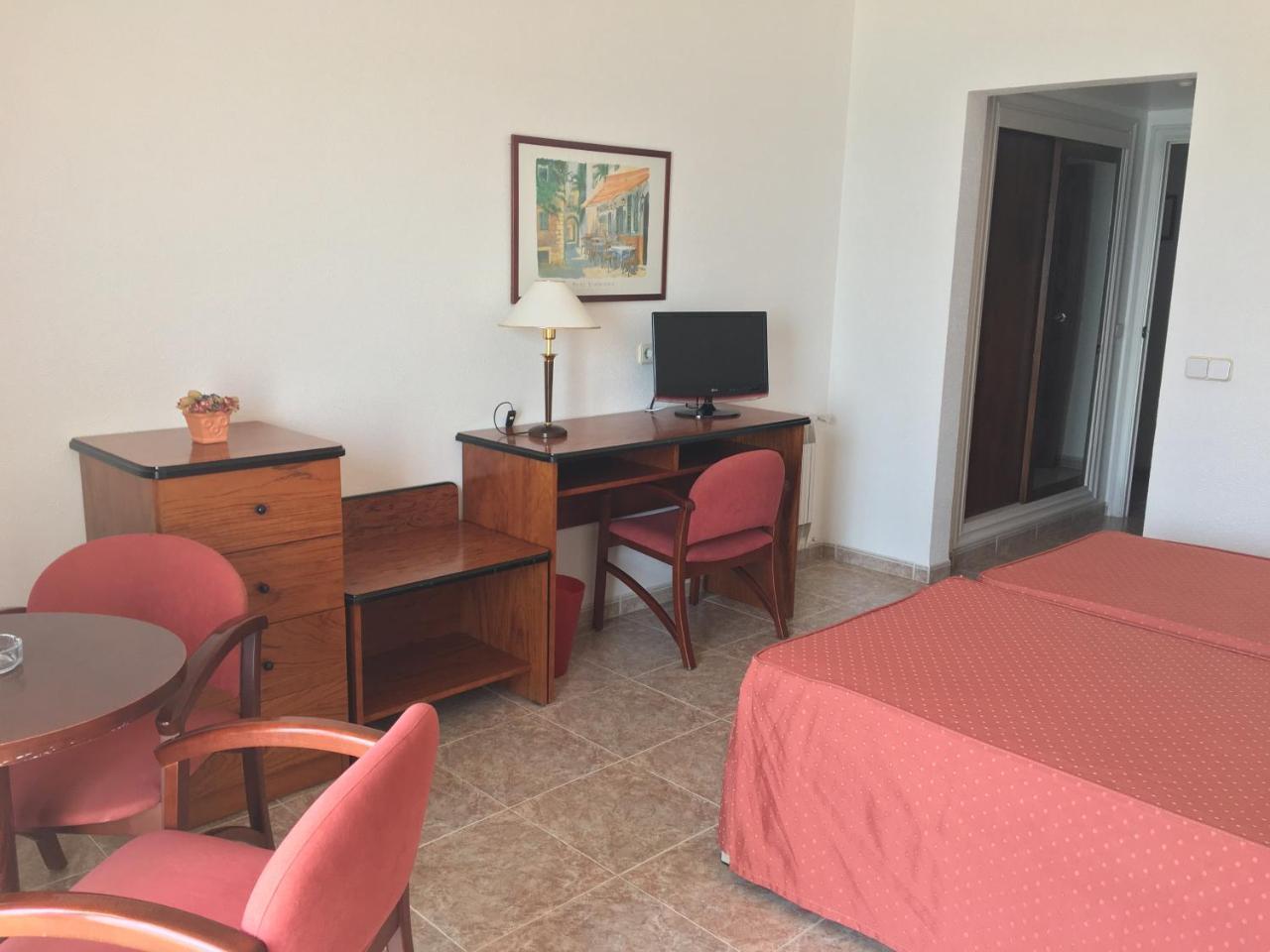 Hotel Rosa Dels Vents サン・アントニオ・デ・カランジャ エクステリア 写真